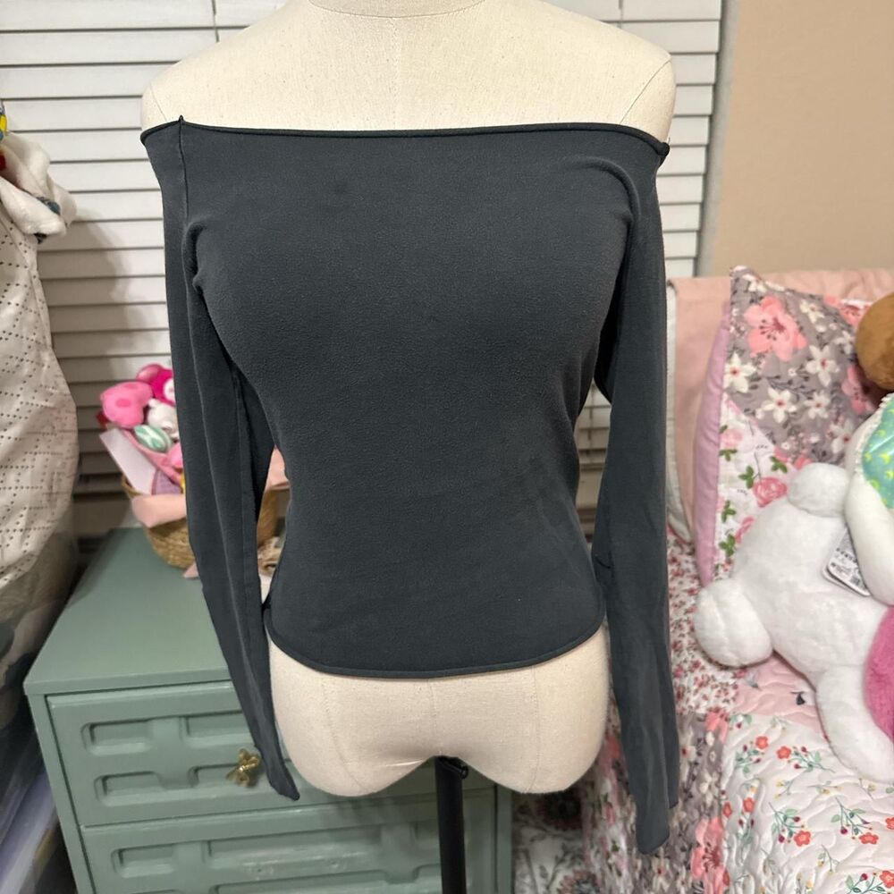 Brandy-melville Women's Grey and Black Shirt